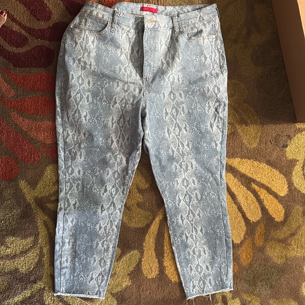 Jennifer Lopez snake print jeans